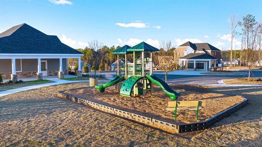 Community amenities in Water Oak Estates, Lawrenceville (Image 44).