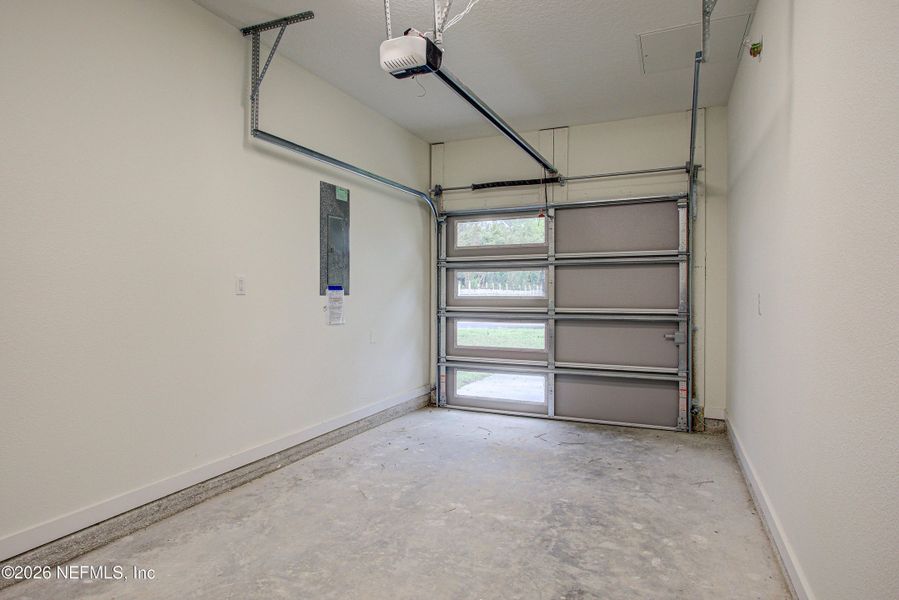 Spacious, unfurnished interior of a new home in , Jacksonville (Image 20). Spacious, unfurnished interior of a new home in , Jacksonville (Image 20).