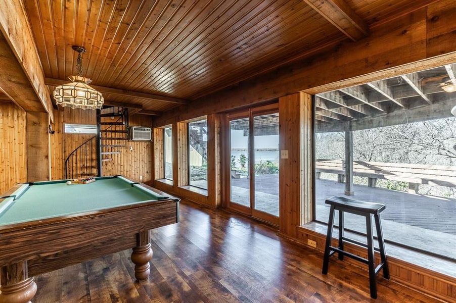 Community amenities in , Whitney (Image 22). Community amenities in , Whitney (Image 22).