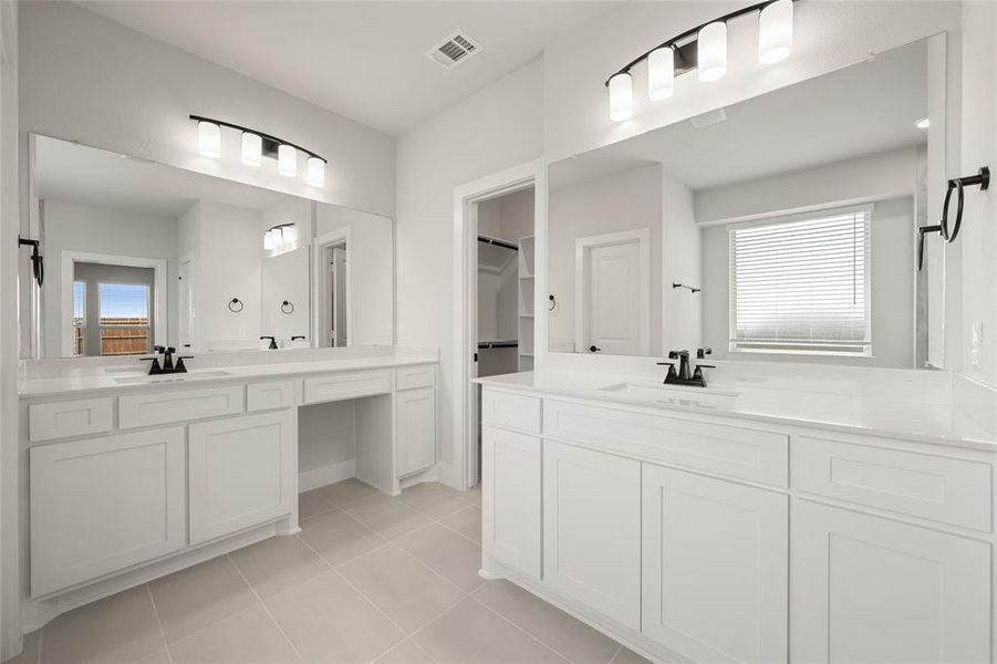 2413 Park Oaks- Primary Suite-4 2413 Park Oaks- Primary Suite-4