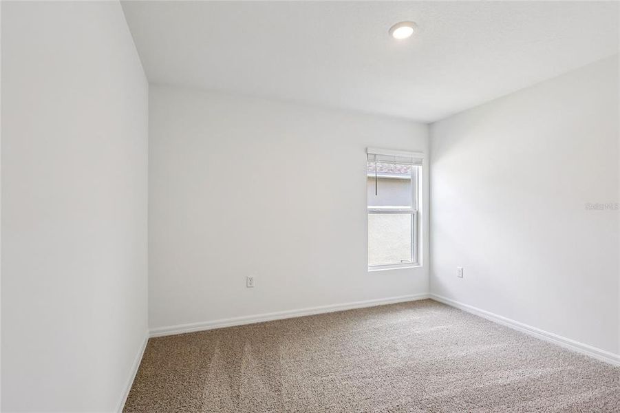 Spacious, unfurnished interior of a new home in Leoma's Landing, Lake Wales (Image 17).
