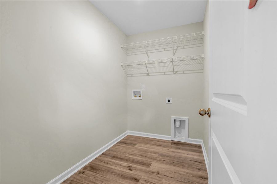 Image 21 of a home in Brownstone Park.