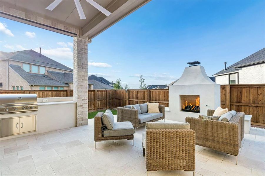 Exterior details and patio area of a home in , The Colony (Image 3).