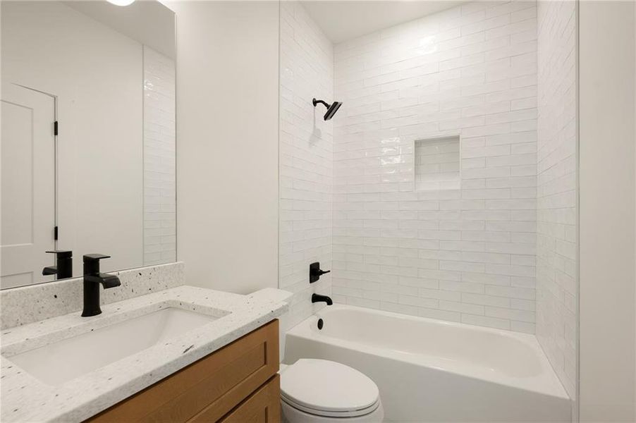 Image 43 of a home in .