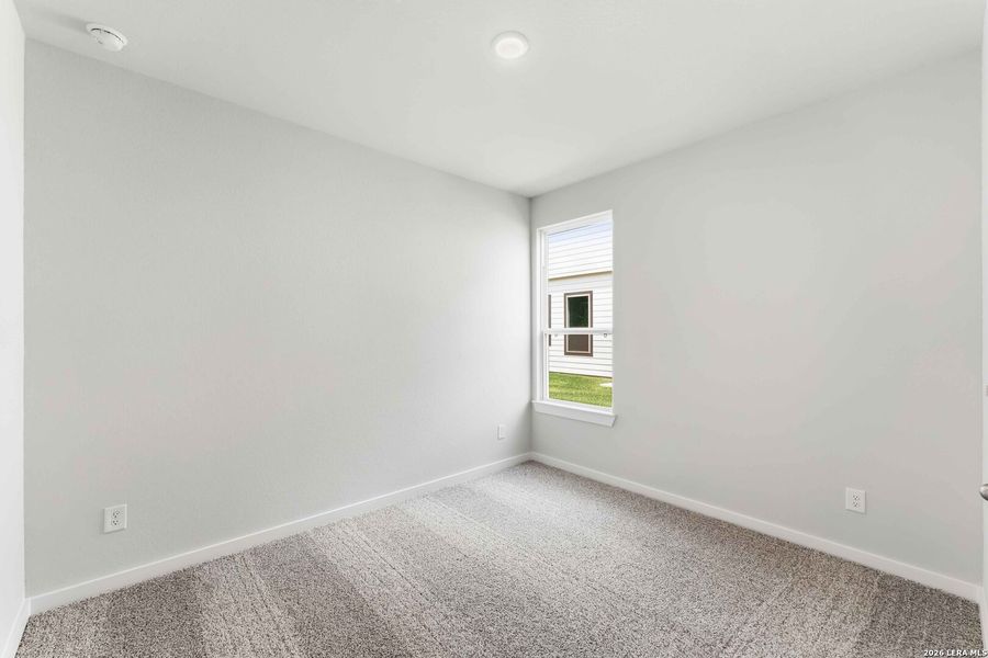 Spacious, unfurnished interior of a new home in Hickory Ridge, Elmendorf (Image 21).