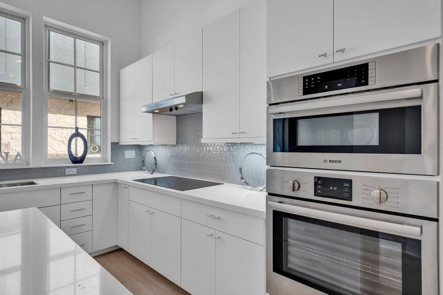 Similar plan and finishes and actual home has upgraded appliances.