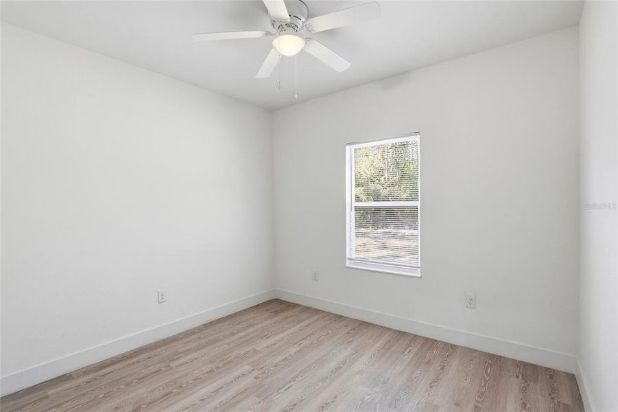 Spacious, unfurnished interior of a new home in , Interlachen (Image 19).