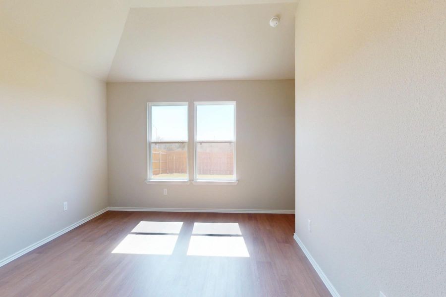 Spacious, unfurnished interior of a new home in Carillon, Manor (Image 19).