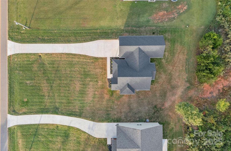 Image 40 of a home in .