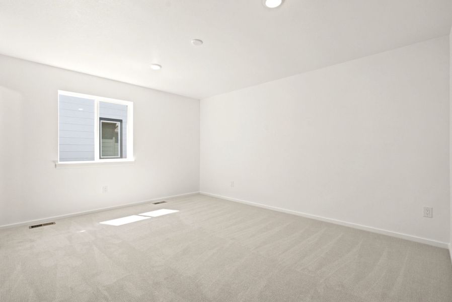 Spacious, unfurnished interior of a new home in Cordovan, Longmont (Image 18). Spacious, unfurnished interior of a new home in Cordovan, Longmont (Image 18).