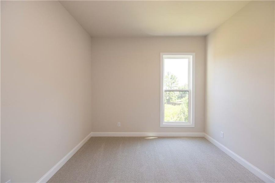 Spacious, unfurnished interior of a new home in Waterhaven, Cumming (Image 24).
