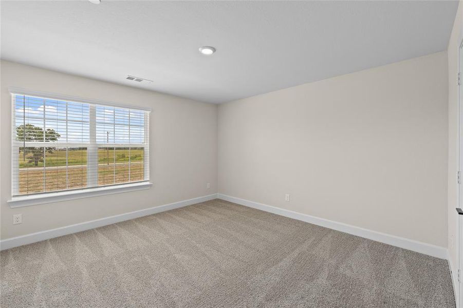 Spacious, unfurnished interior of a new home in Yarbrough Farms, Pilot Point (Image 7). Spacious, unfurnished interior of a new home in Yarbrough Farms, Pilot Point (Image 7).