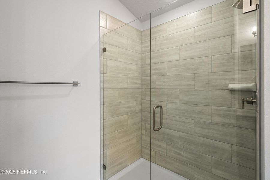 Image 20 of a home in Shadow Crest at Rolling Hills.