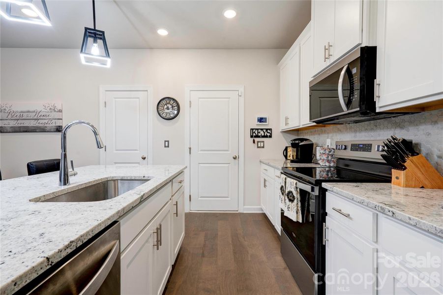 Furnished interior view inside a new home in , Shelby (Image 19).