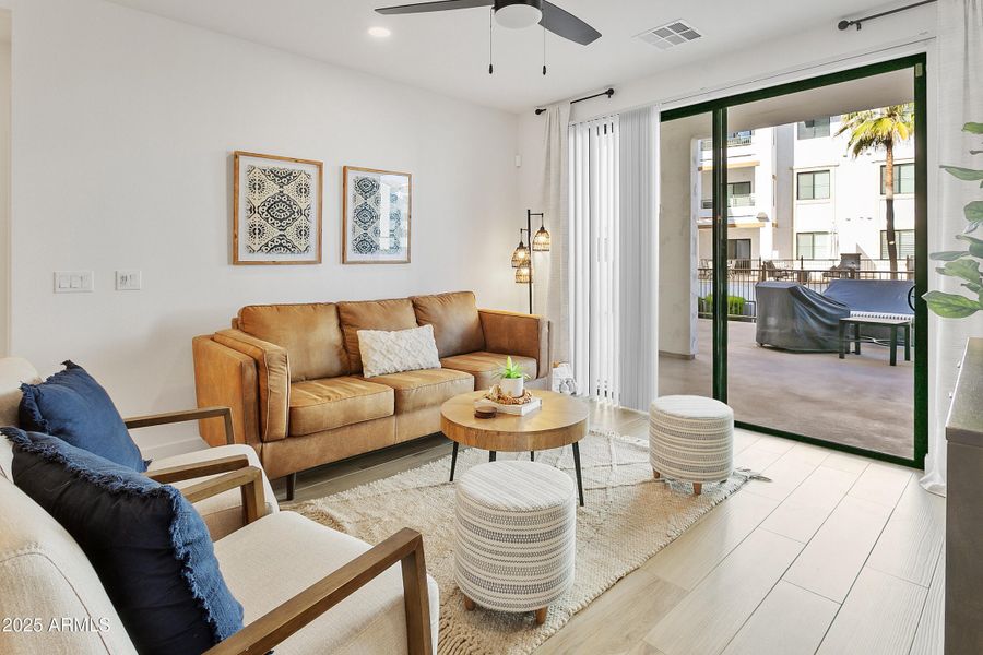 Living room 2