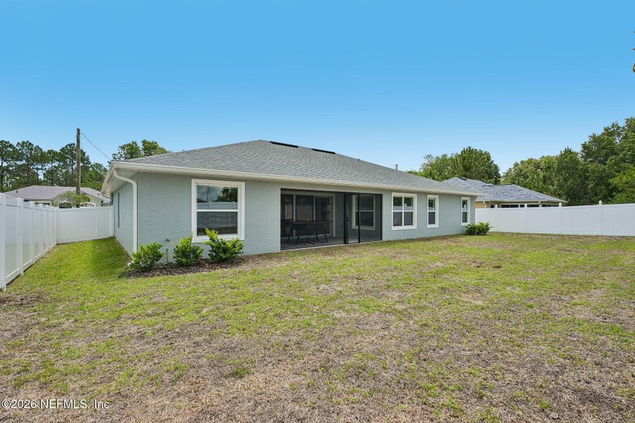 Exterior details and patio area of a home in , Palm Coast (Image 3).