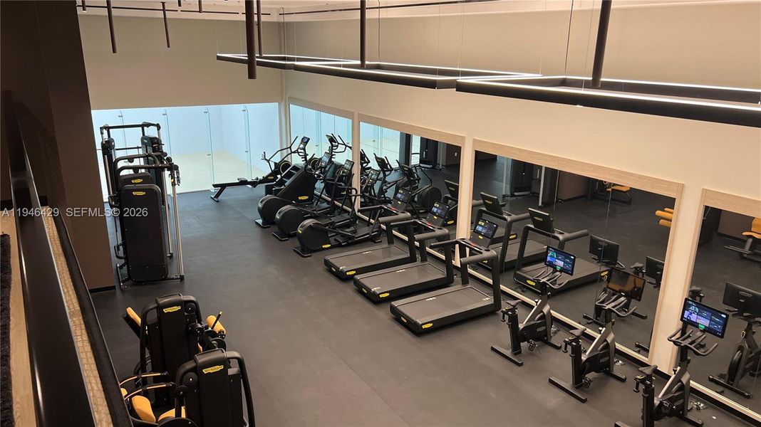 Community amenities in , Miami (Image 44).