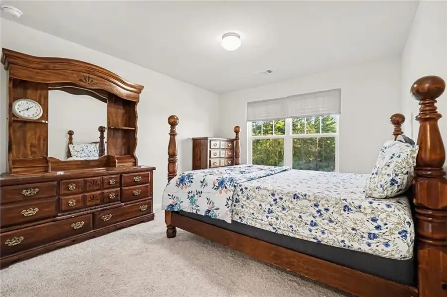 Furnished interior view inside a new home in , Dallas (Image 22).
