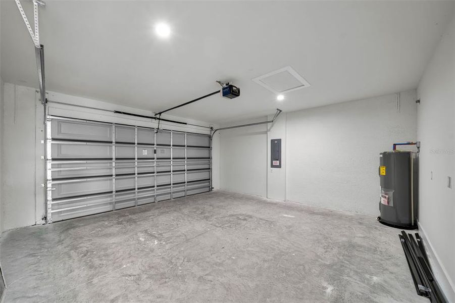 Spacious, unfurnished interior of a new home in , Port Charlotte (Image 23). Spacious, unfurnished interior of a new home in , Port Charlotte (Image 23).