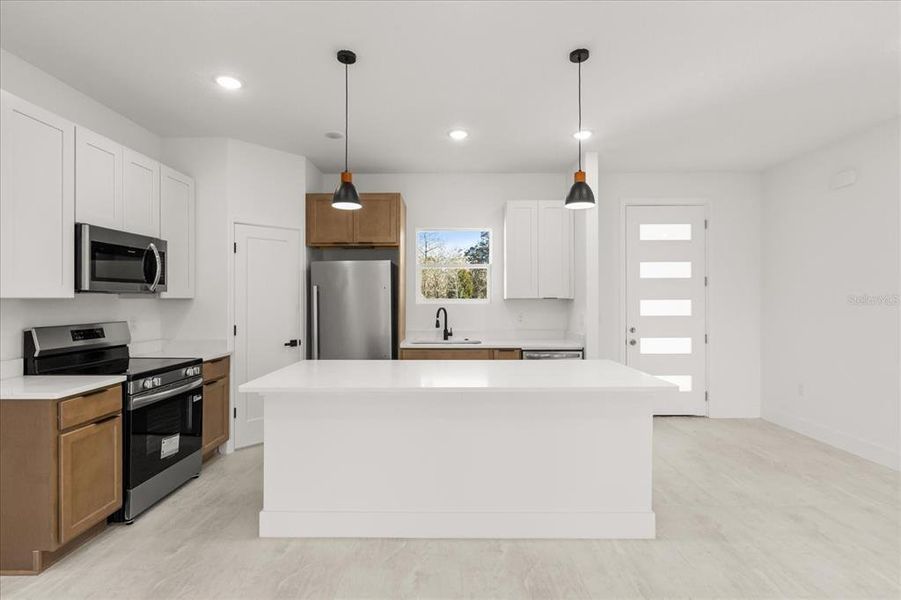 Furnished interior view inside a new home in , Ocala (Image 6).