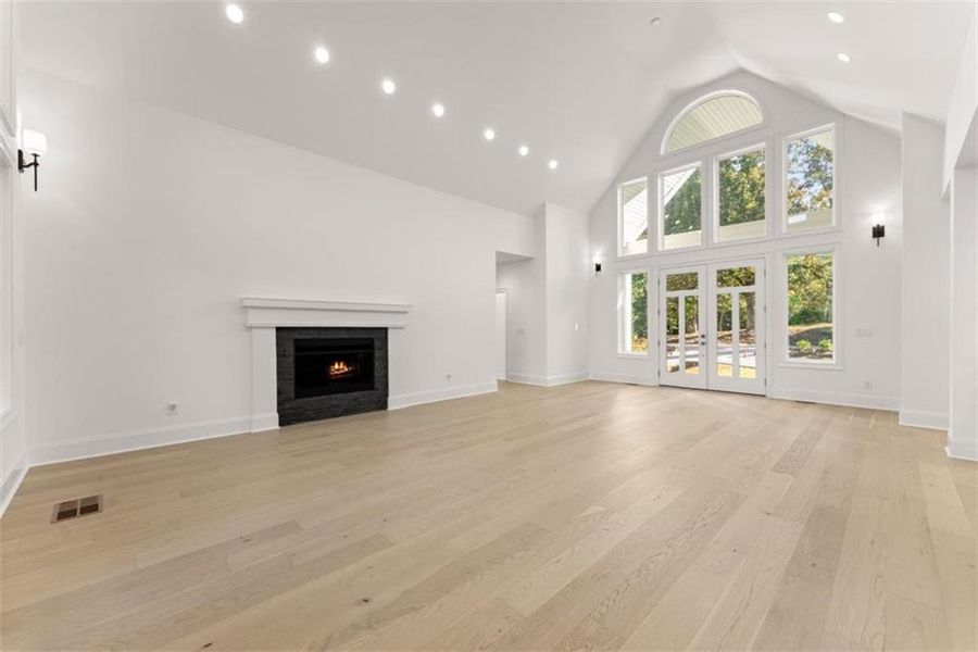 Spacious, unfurnished interior of a new home in , Cleveland (Image 45).