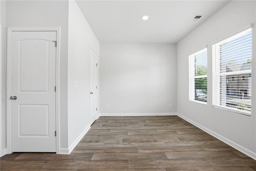 Spacious, unfurnished interior of a new home in , Covington (Image 19).
