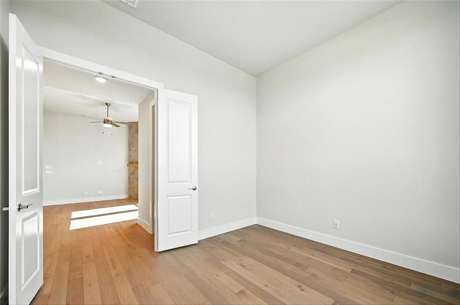 Spacious, unfurnished interior of a new home in Trinity Falls, McKinney (Image 18). Spacious, unfurnished interior of a new home in Trinity Falls, McKinney (Image 18).
