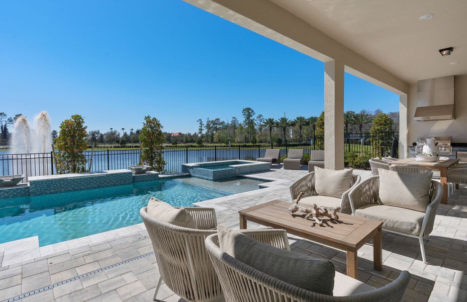 Representative exterior details of a home built from the Roseland by Pulte Homes in Avera, Orlando (Image 4).