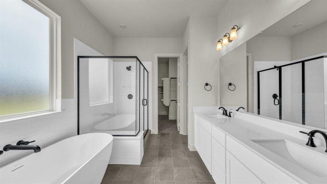 Furnished interior view inside a new home in Freeman Ranch, Weatherford (Image 9).