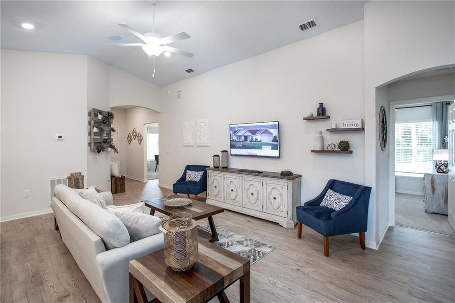 Furnished interior view inside a new home in Lakeside Preserve, Lakeland (Image 6).