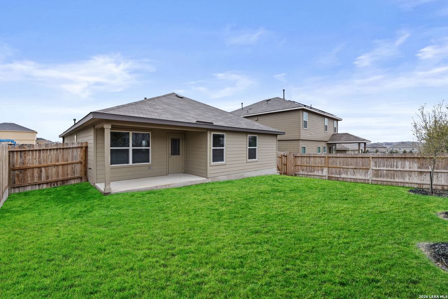 Exterior details and patio area of a home in Redbird Ranch, San Antonio (Image 3).