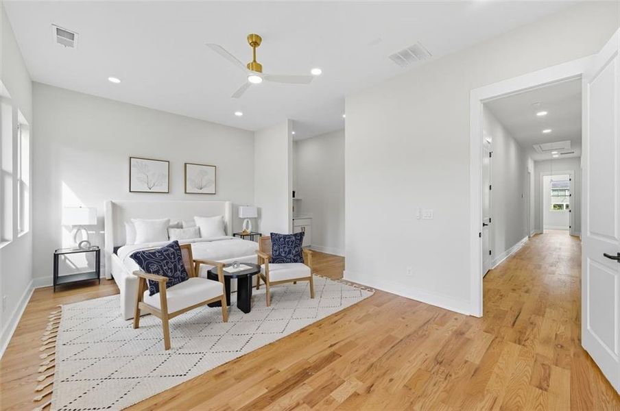 Furnished interior view inside a new home in , Atlanta (Image 5). Furnished interior view inside a new home in , Atlanta (Image 5).