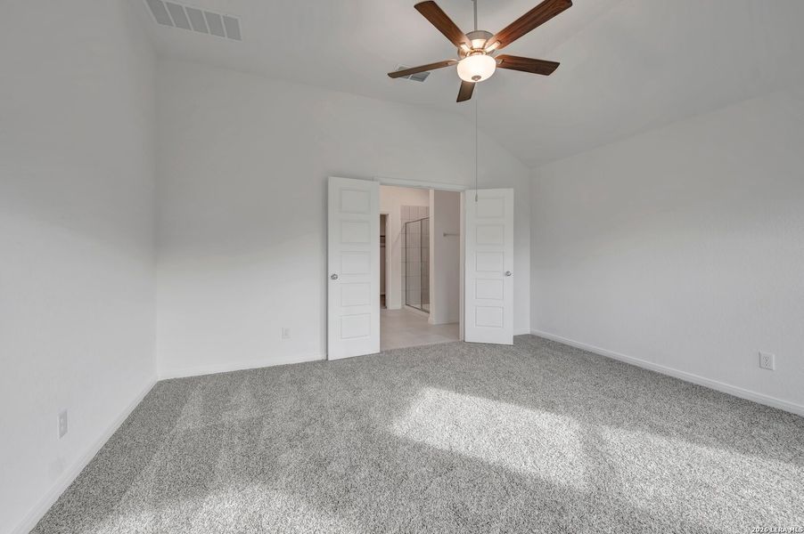 Spacious, unfurnished interior of a new home in Agave, San Antonio (Image 32). Spacious, unfurnished interior of a new home in Agave, San Antonio (Image 32).