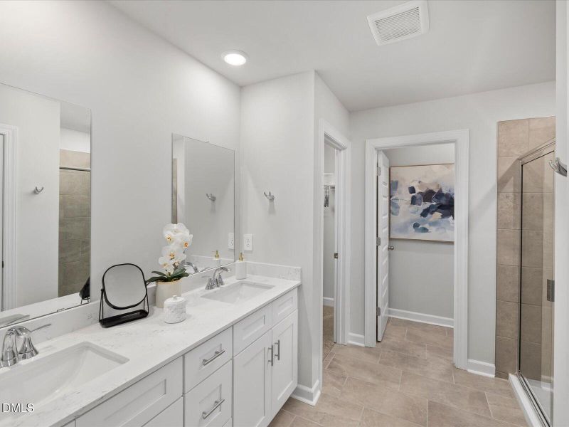8 - Primary Bath
