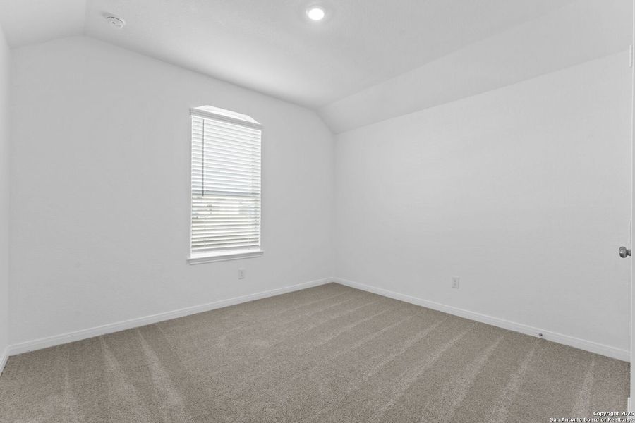 Spacious, unfurnished interior of a new home in Gatehouse: Brookstone II Collection, New Braunfels (Image 17).