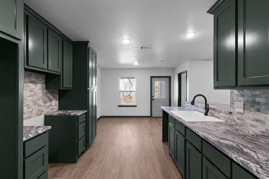 Furnished interior view inside a new home in , Nocona (Image 7).
