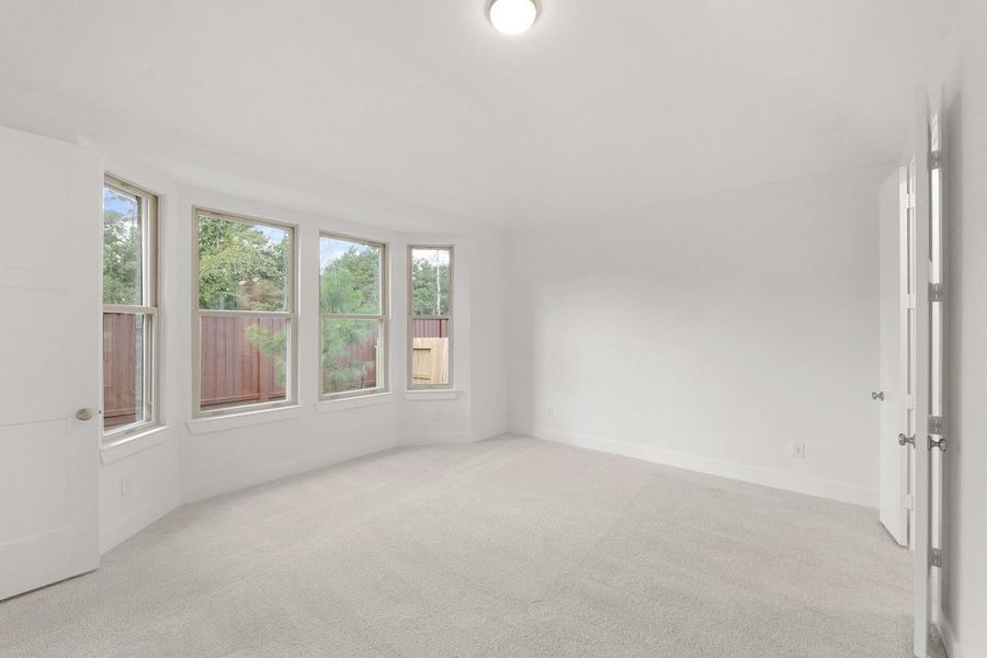 Spacious, unfurnished interior of a new home in Evergreen, Conroe (Image 12). Spacious, unfurnished interior of a new home in Evergreen, Conroe (Image 12).