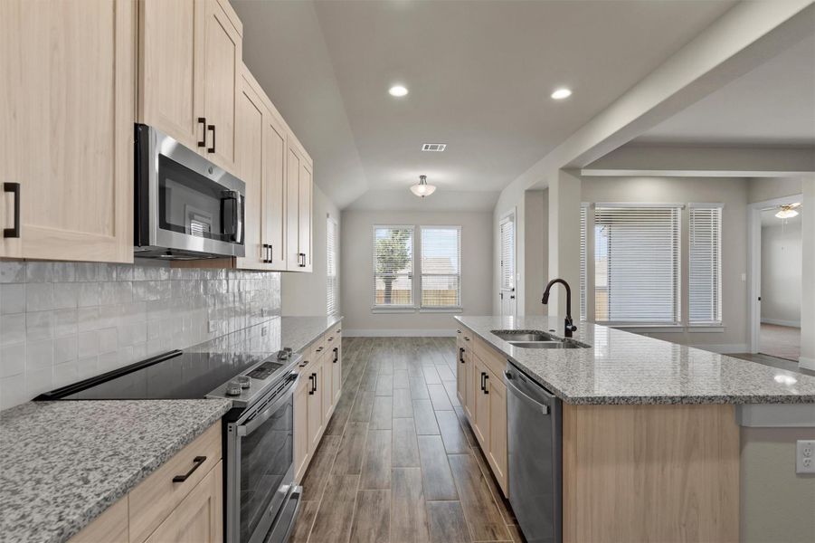 Furnished interior view inside a new home in Crescent Bluff, Georgetown (Image 13). Furnished interior view inside a new home in Crescent Bluff, Georgetown (Image 13).