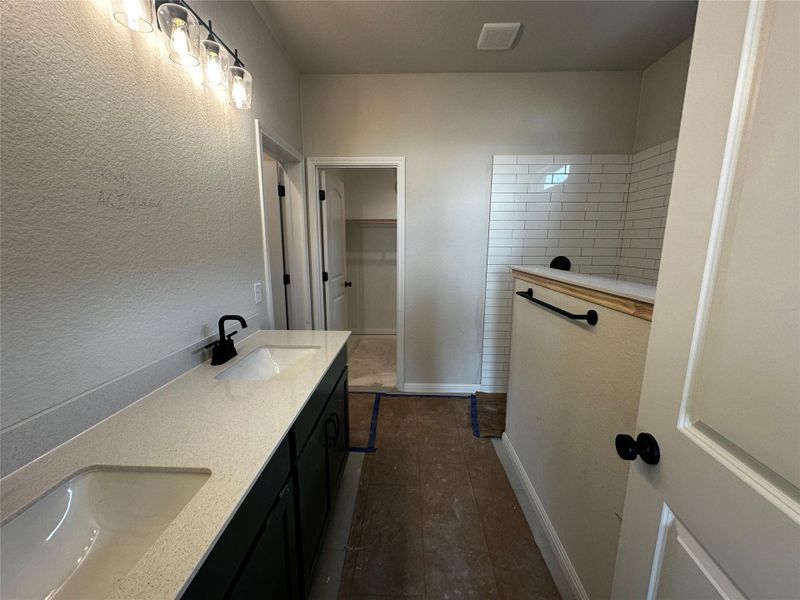 Furnished interior view inside a new home in Berry Creek Highlands, Georgetown (Image 7).