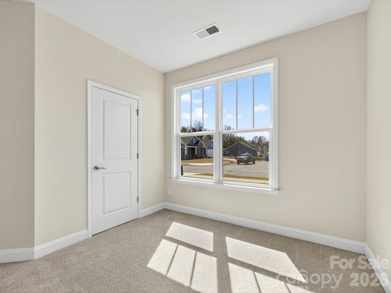Spacious, unfurnished interior of a new home in Encore at Harmony, Harrisburg (Image 31).