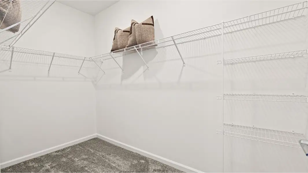 Rainier Owner's Suite Walk-in Closet Rainier Owner's Suite Walk-in Closet