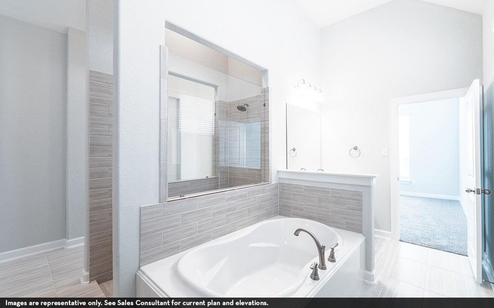 Furnished interior view inside a new home in Suncreek Estates, Rosharon (Image 4).