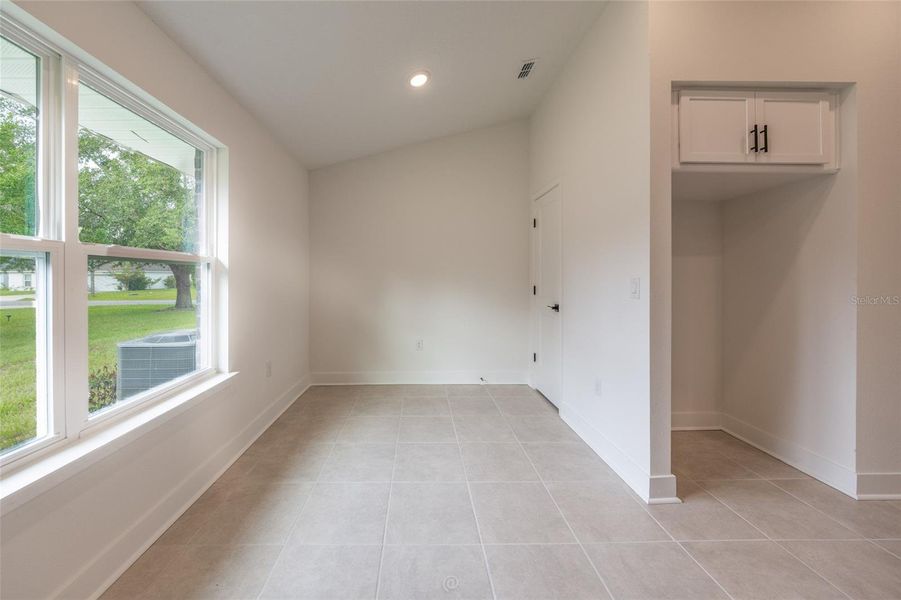 Spacious, unfurnished interior of a new home in Palm Coast, Palm Coast (Image 13).