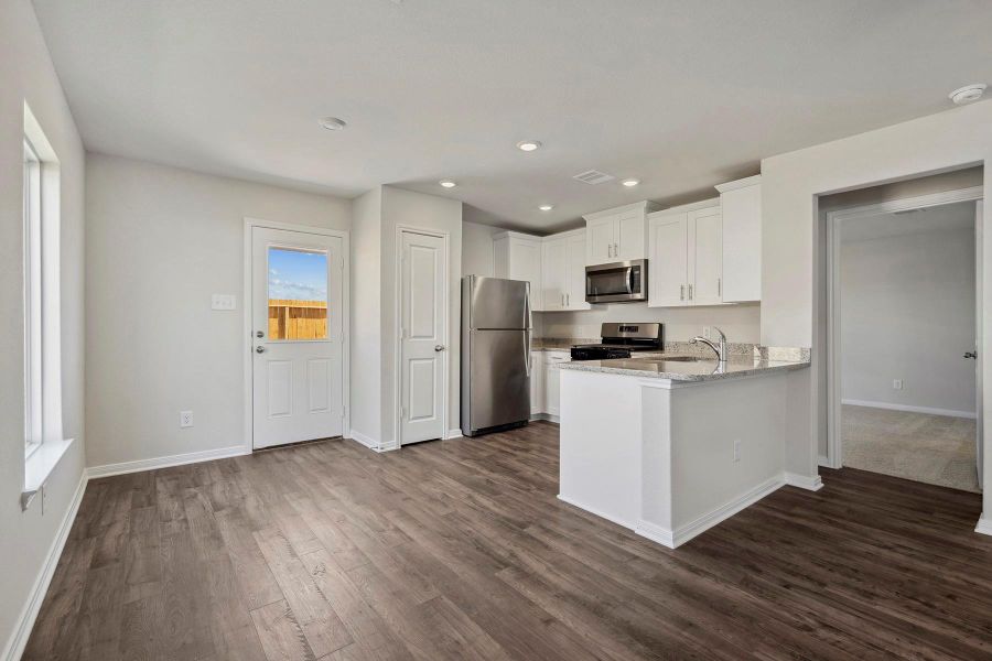 Furnished interior view inside a new home in Pinewood Trails, Cleveland (Image 6).