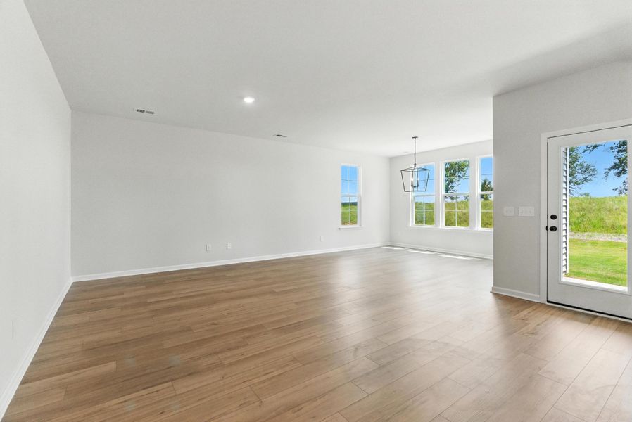 Spacious, unfurnished interior of a new home in , Summerville (Image 30).