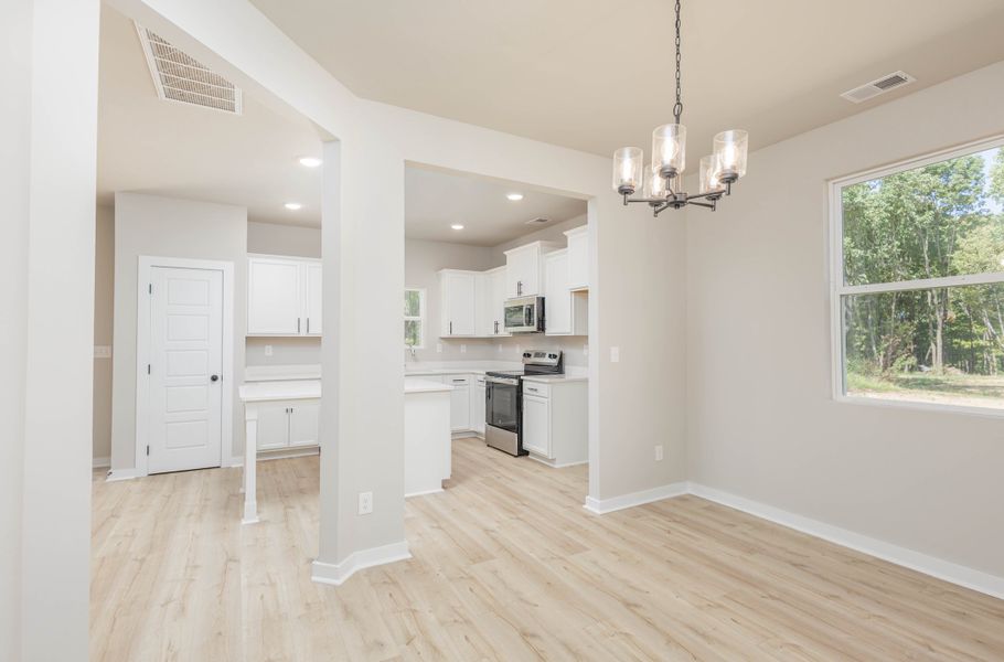 Representative unfurnished interior of a home built from the Hickory w/ Bonus Rm by Nason Homes in Woodland Farms, Dickson (Image 21). Representative unfurnished interior of a home built from the Hickory w/ Bonus Rm by Nason Homes in Woodland Farms, Dickson (Image 21).