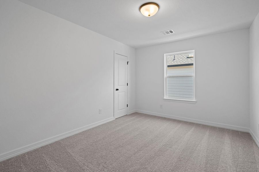 Note: Sample product photo. Actual exterior and interior selections may vary by homesite. Photo may be virtually staged