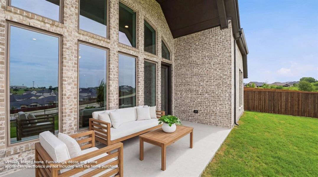 Exterior details and patio area of a home in Talon Hills, Fort Worth (Image 2).