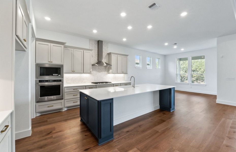 Furnished interior view inside a new home in Sun City Texas, Georgetown (Image 3).
