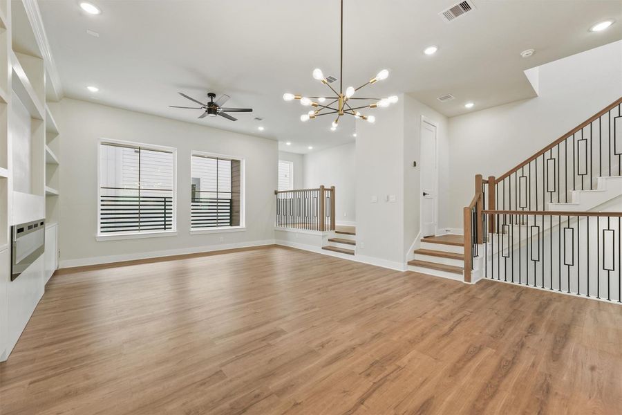 Spacious, unfurnished interior of a new home in Silber Estates, Houston (Image 12).